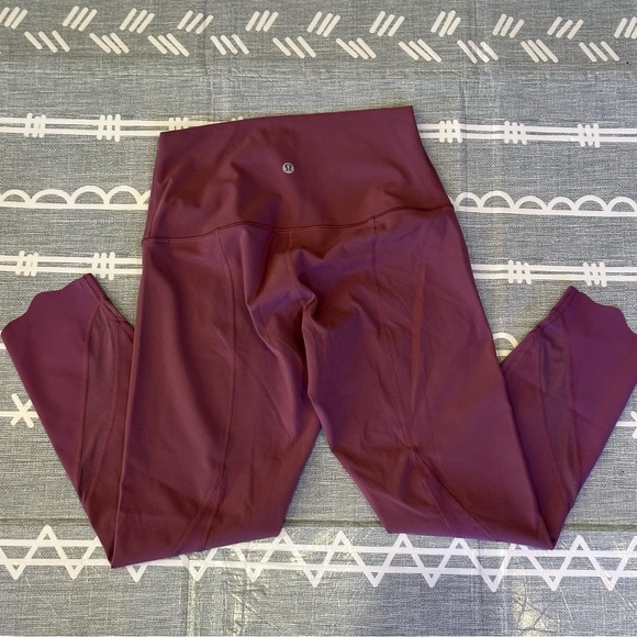 Lot of 4 Lululemon Size 6 Pants, Yoga, Sweatpants, Joggers, great condition! - Picture 12 of 15